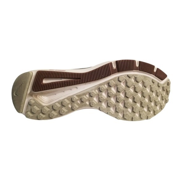 Nike Quest, men's gray, white running shoes Size 12 - Picture 4 of 12